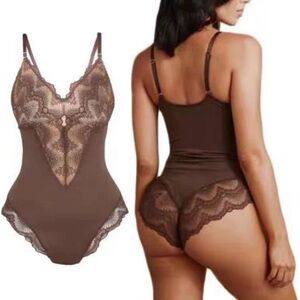 Plus Size Lace bodysuit  with adjustable straps Size 3XL